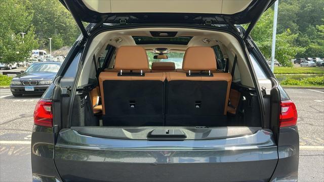Photo of 2022 Arctic Grey Metallic BMW X7
