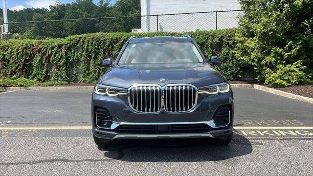 Photo of 2022 Arctic Grey Metallic BMW X7
