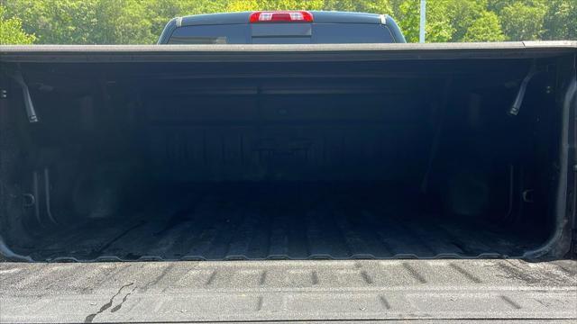 Photo of 2017 Black Chevrolet Silverado 1500