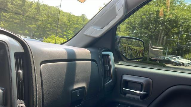 Photo of 2017 Black Chevrolet Silverado 1500