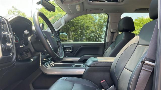 Photo of 2017 Black Chevrolet Silverado 1500
