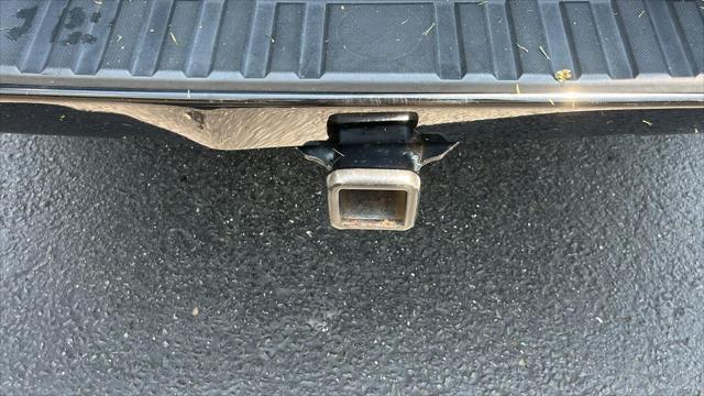 Photo of 2017 Black Chevrolet Silverado 1500