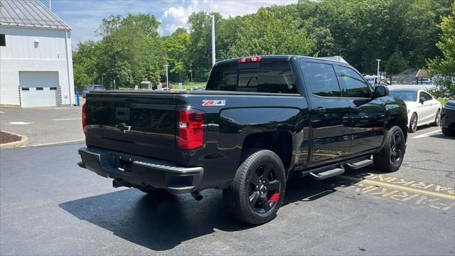 Photo of 2017 Black Chevrolet Silverado 1500