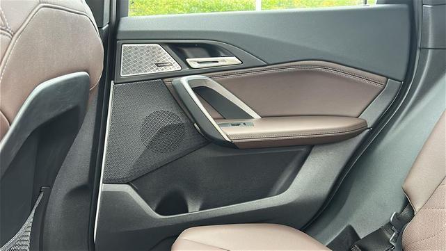 Photo of 2023 Alpine White BMW X1