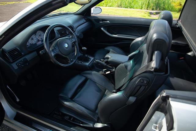 Photo of 2002 SILVER BMW M3