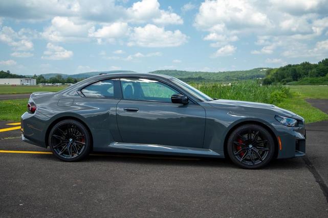 Photo of 2025 Grigio Telesto Pearl Effect Metallic BMW M2