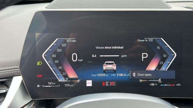 Photo of 2025 Alpine White BMW X1