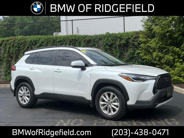 Photo of 2022 Wind Chill Pearl Toyota Corolla Cross