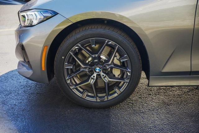 Photo of 2025 Skyscraper Grey Metallic BMW 330