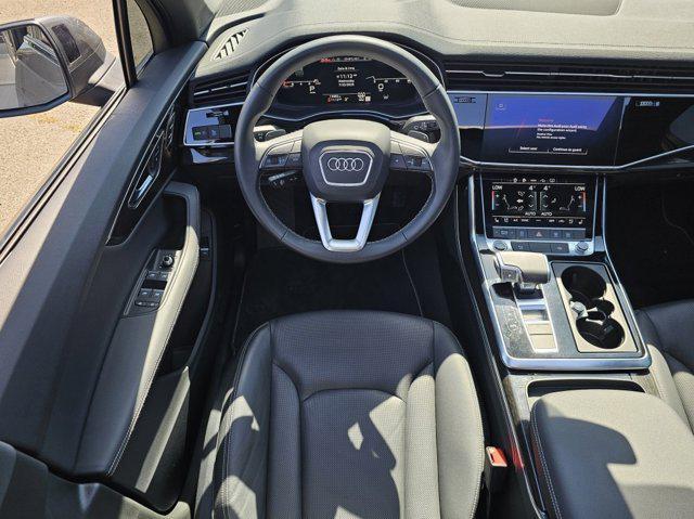 Photo of 2025 Samurai Gray Metallic Audi Q7