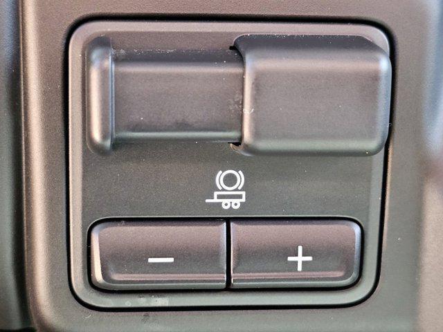 Photo of 2023 Summit White GMC Sierra 2500