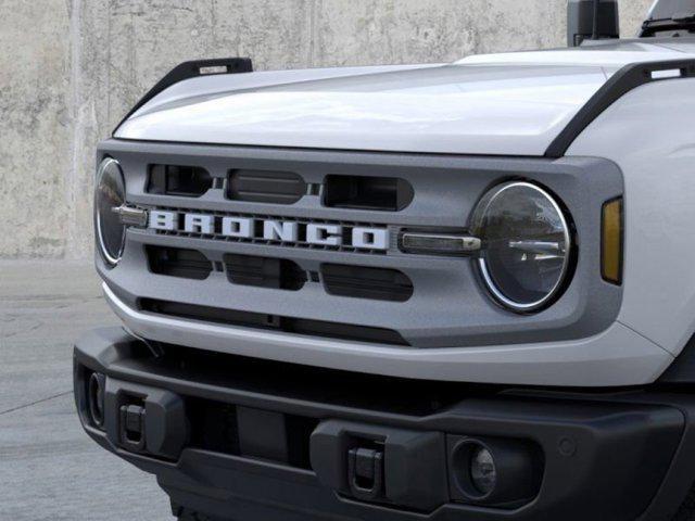 Photo of 2025 Oxford White Ford Bronco