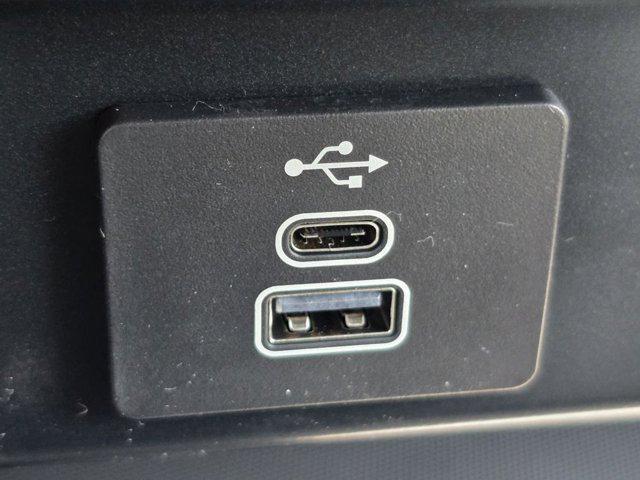 Photo of 2025 Oxford White Ford F-150