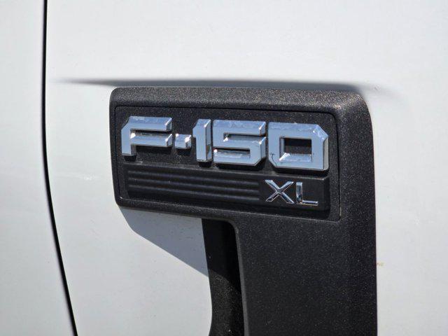 Photo of 2025 Oxford White Ford F-150
