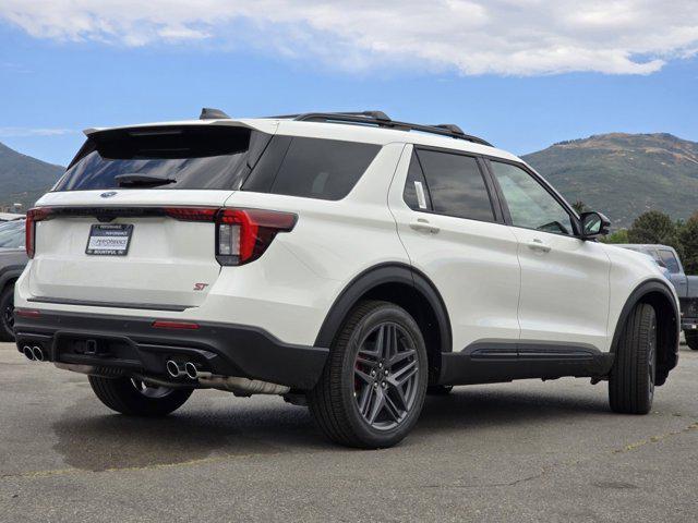 Photo of 2025 Star White Metallic Tri-Coat Ford Explorer