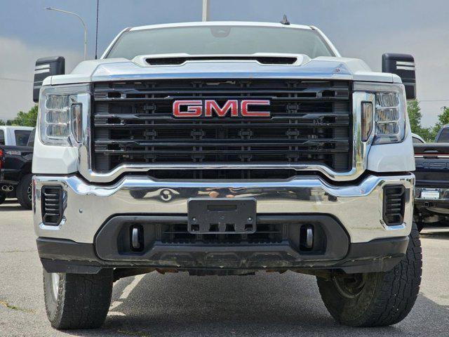 Photo of 2023 Summit White GMC Sierra 2500