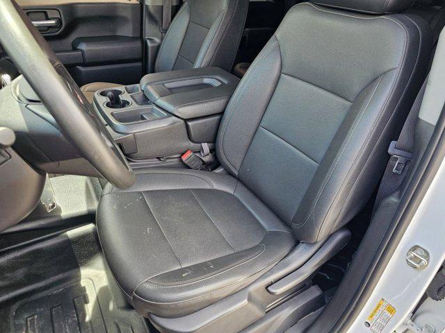 Photo of 2023 Summit White GMC Sierra 2500