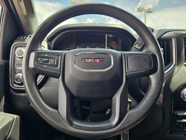 Photo of 2023 Summit White GMC Sierra 2500