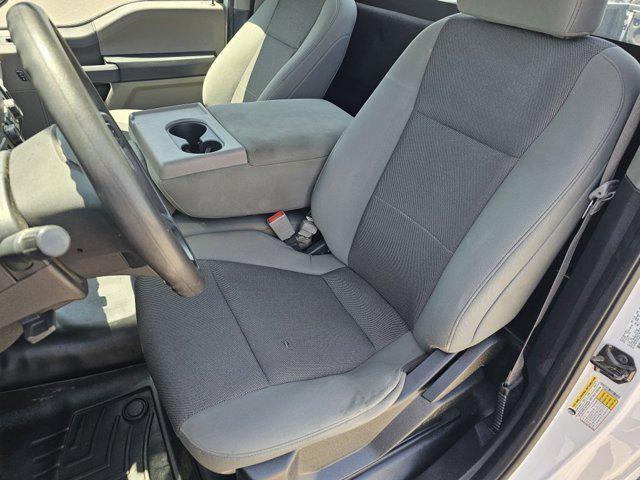 Photo of 2020 Oxford White Ford F-150