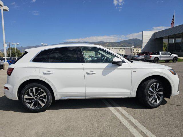 Photo of 2022 Ibis White Audi Q5