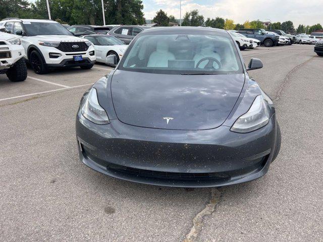 Photo of 2022 Midnight Silver Metallic Tesla Model 3