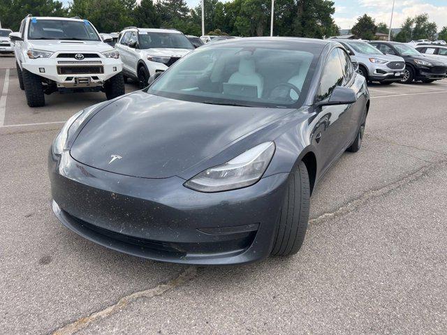 Photo of 2022 Midnight Silver Metallic Tesla Model 3