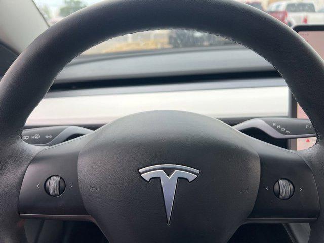 Photo of 2022 Midnight Silver Metallic Tesla Model 3