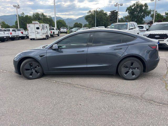 Photo of 2022 Midnight Silver Metallic Tesla Model 3