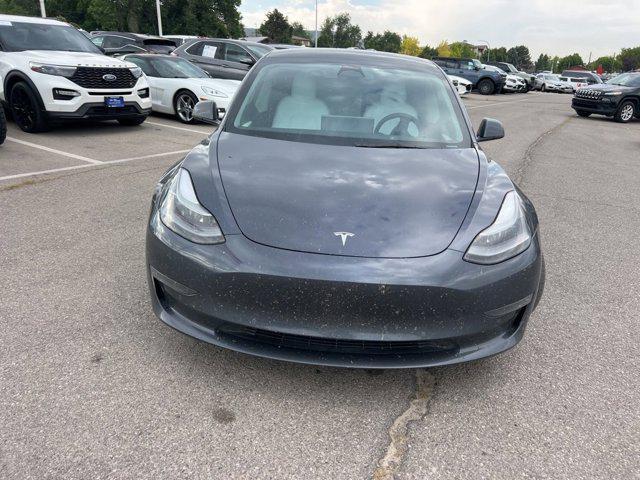 Photo of 2022 Midnight Silver Metallic Tesla Model 3