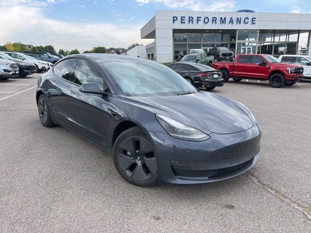 Photo of 2022 Midnight Silver Metallic Tesla Model 3