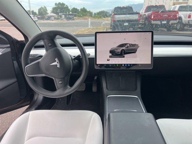 Photo of 2022 Midnight Silver Metallic Tesla Model 3