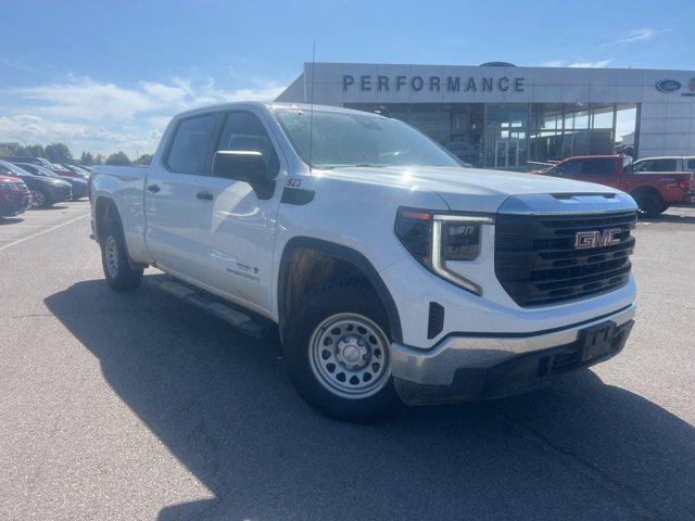 Photo of 2023 Summit White GMC Sierra 1500