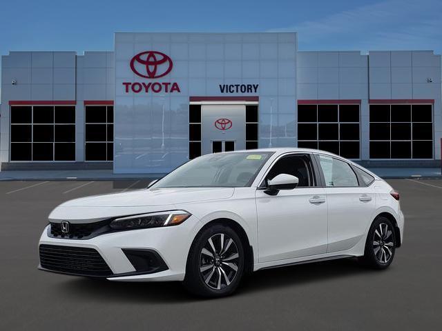 Photo of 2024 Platinum White Pearl Honda Civic