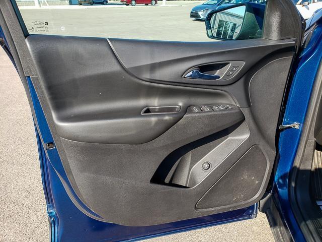 Photo of 2020 Pacific Blue Metallic Chevrolet Equinox