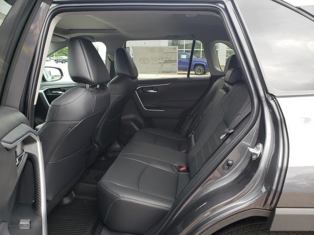 Photo of 2025 Magnetic Gray Metallic Toyota RAV4