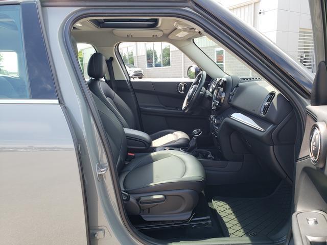 Photo of 2018 Gray Metallic MINI Countryman