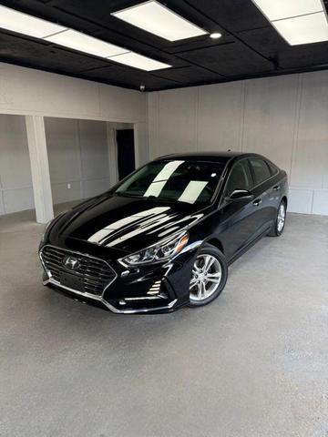 Photo of 2018 Black Hyundai SONATA