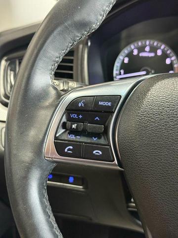 Photo of 2018 Black Hyundai SONATA