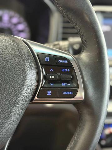 Photo of 2018 Black Hyundai SONATA