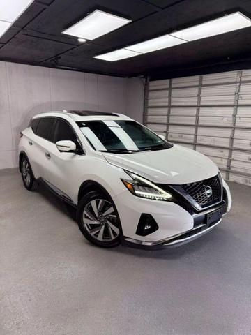 Photo of 2019 Silver Nissan Murano
