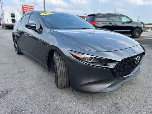 Photo of 2019 Gray Mazda Mazda3