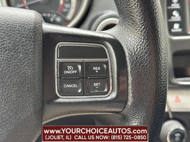 Photo of 2017 Gray Dodge Journey