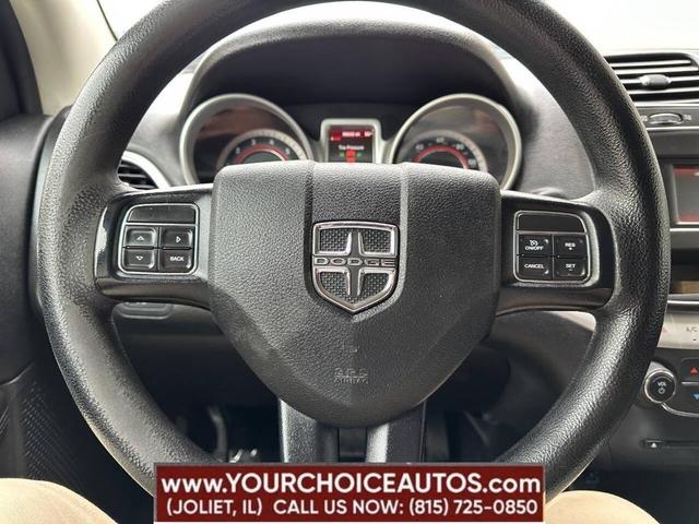 Photo of 2017 Gray Dodge Journey