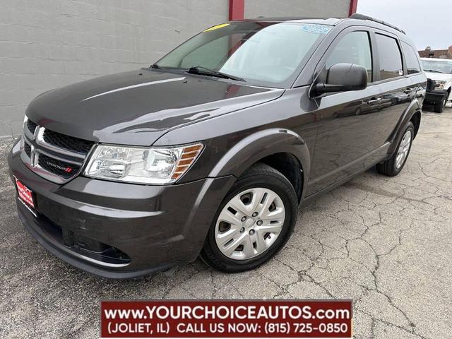 Photo of 2017 Gray Dodge Journey