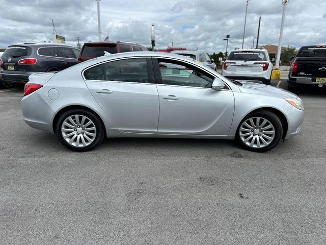 Photo of 2012 Gray Buick Regal