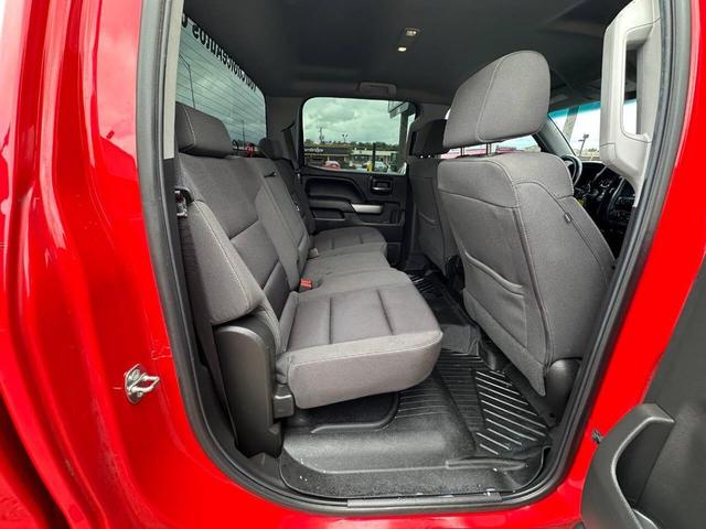 Photo of 2018 Red Chevrolet Silverado 1500