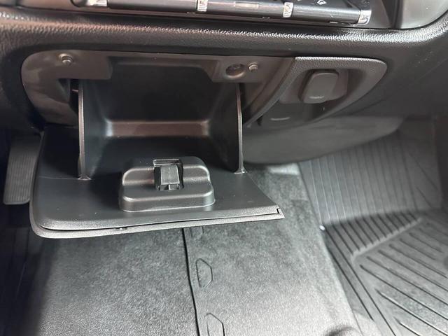Photo of 2018 Red Chevrolet Silverado 1500