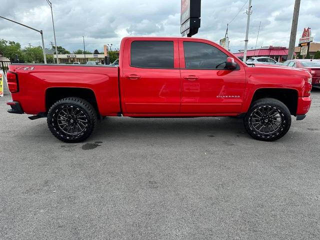 Photo of 2018 Red Chevrolet Silverado 1500
