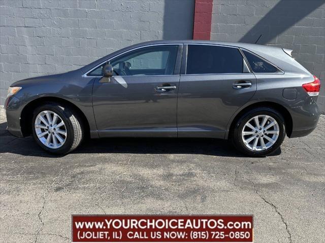 Photo of 2009 Gray Toyota Venza