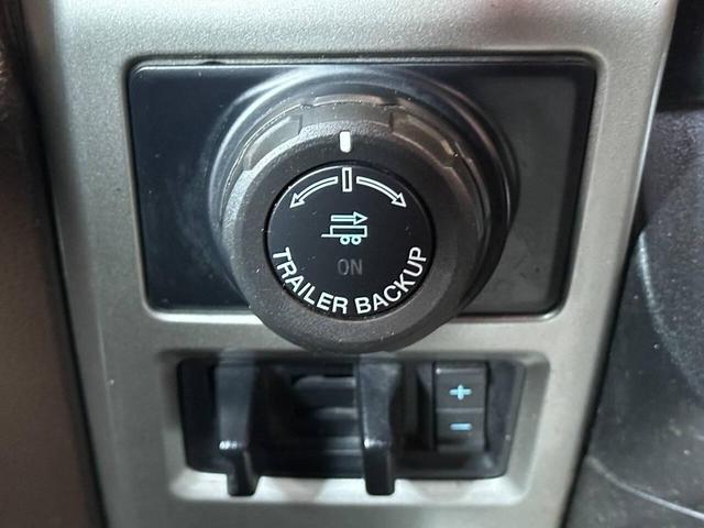 Photo of 2016 White Ford F-150